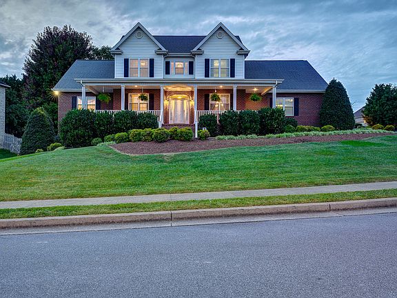 2nd image of 411 Bellington Dr