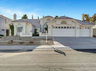 2221 Loggerhead Rd, Las Vegas, NV 89117
