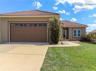 2915 SW 16th St, Lees Summit, MO 64081