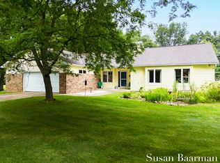 5686 Stoney Brook Rd, Kalamazoo, MI 49009