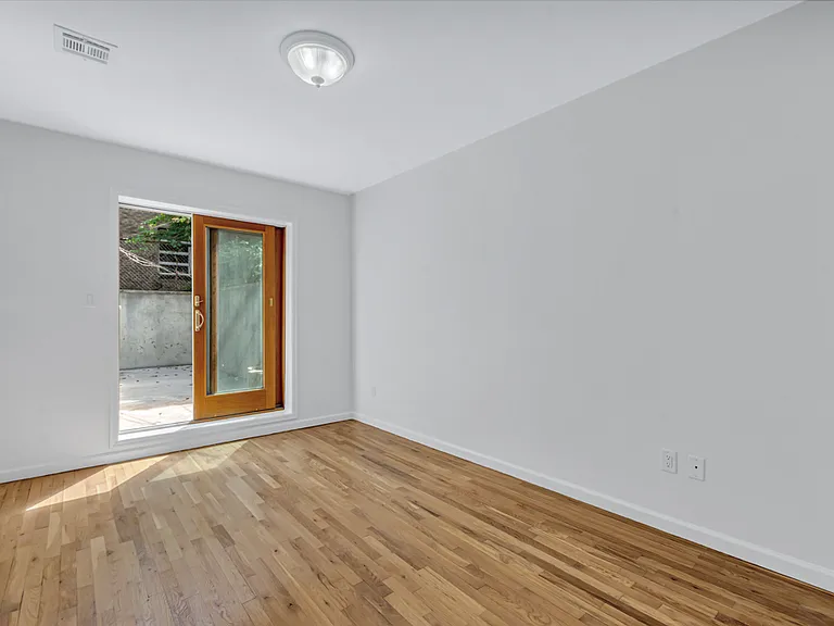 194 Sackett St #1 — Photo 6