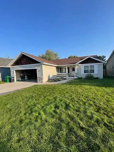2723 Daisy Dr Photo 1