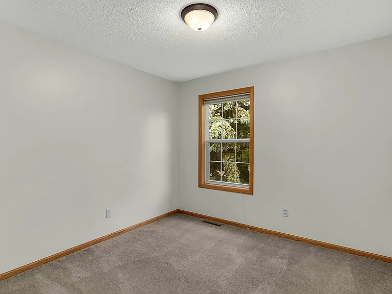 9771 Gable Dr — Photo 42