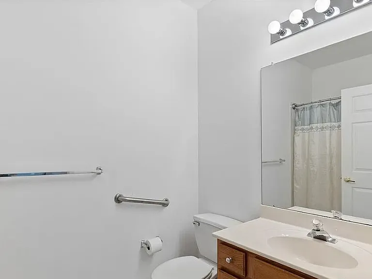 1883 Gregory Pl #A — Photo 4