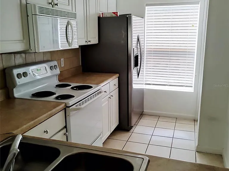4961 NW 43rd Ave #107 — Photo 35