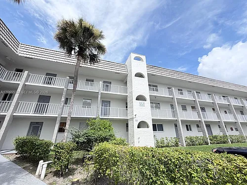 8305 Sunrise Lakes Blvd #310 Photo 1