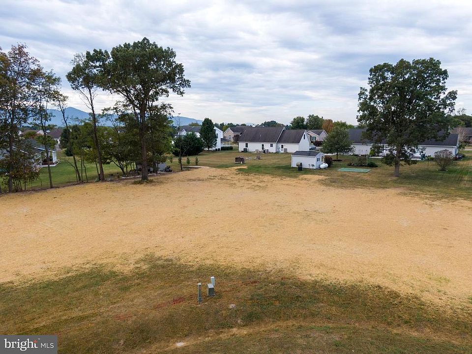 2nd image of 0 Surrey Pl