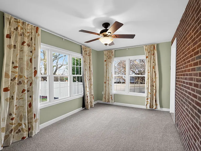 349 Kirks Ln — Photo 12