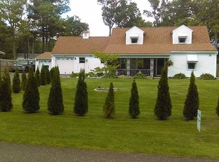 415 Crescent Rd, Wilkes Barre, PA 18702