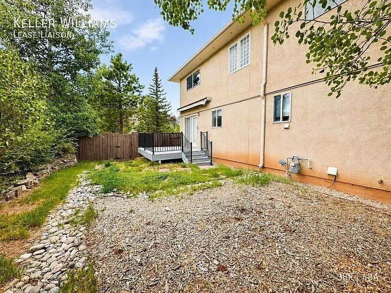 701 Westwood Trce — Photo 19