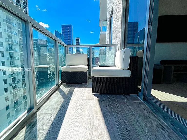 1050 Brickell Ave #2208 — Photo 4