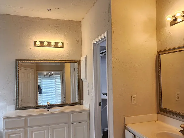 200 Sutterville Cv — Photo 20