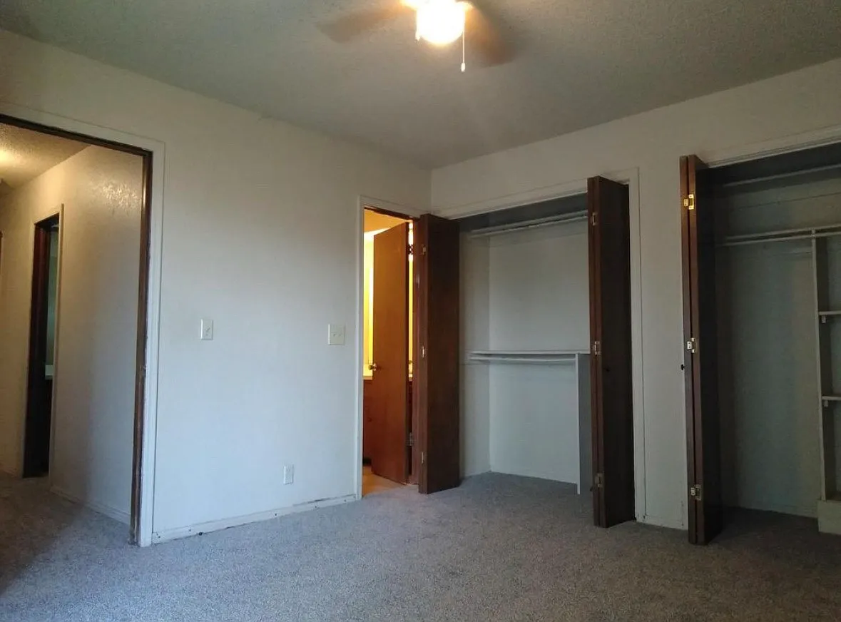 2 bed, $1,250 — Photo 3