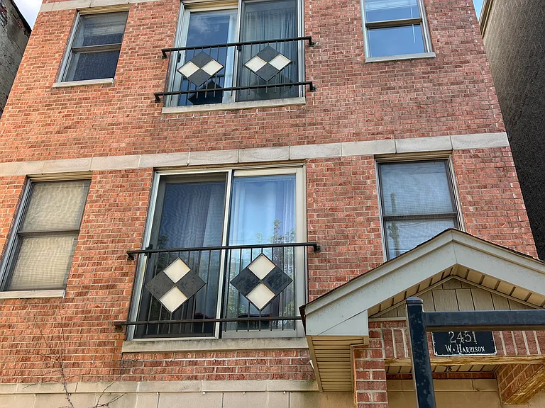 2451 W Harrison St #2 — Photo 1