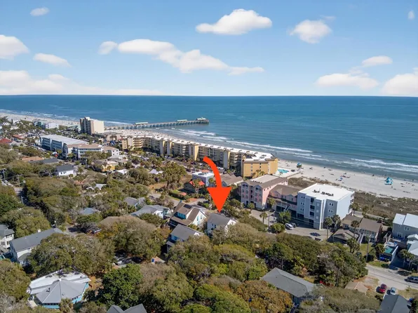 214 W Ashley Ave, Folly Beach, SC 29439