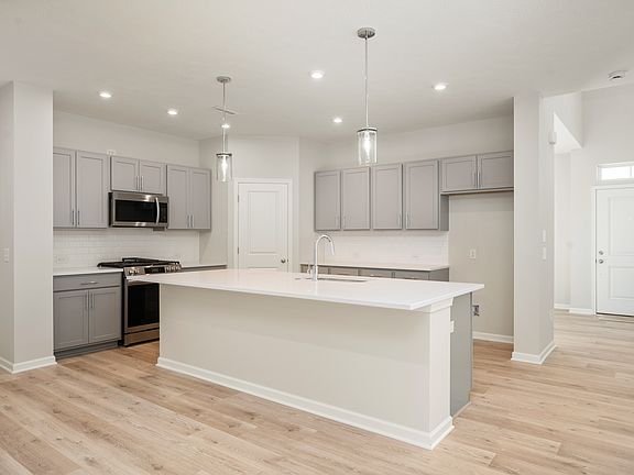 5th image of 12007 Gia Ct