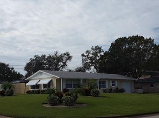 13564 Ridgeland Dr, Seminole, FL 33776