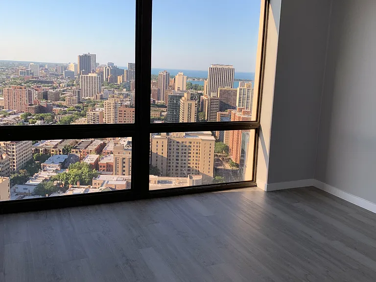 2650 N Lakeview Ave #3705 — Photo 6