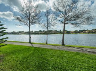 16272 Green Apple Way, Delray Beach, FL 33484