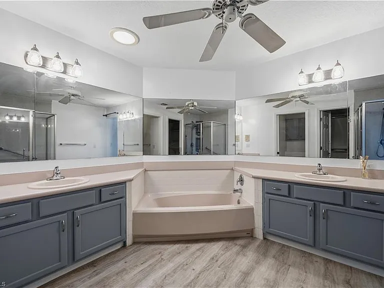 6654 Tannin Ln #B — Photo 15