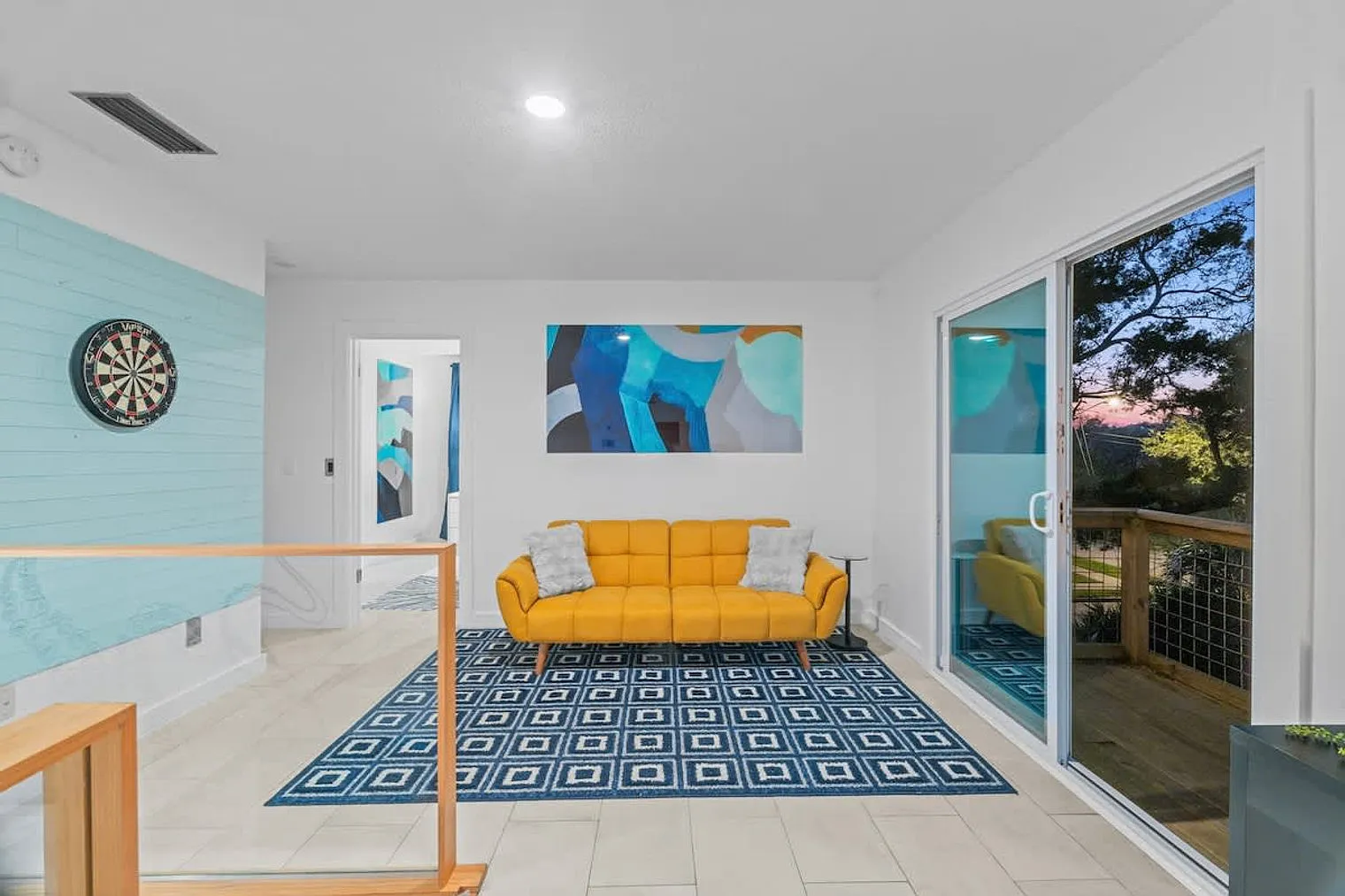 2 bed, 3.0 bath, 1205 sqft, $5,072 — Photo 1