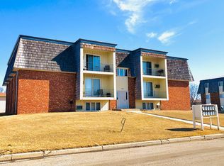 1809 5th St SE #10, Minot, ND 58701