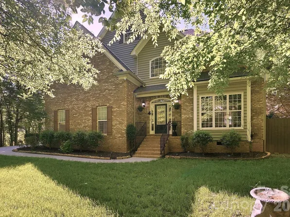 734 Lynnwood Farms Dr, Fort Mill, SC 29715