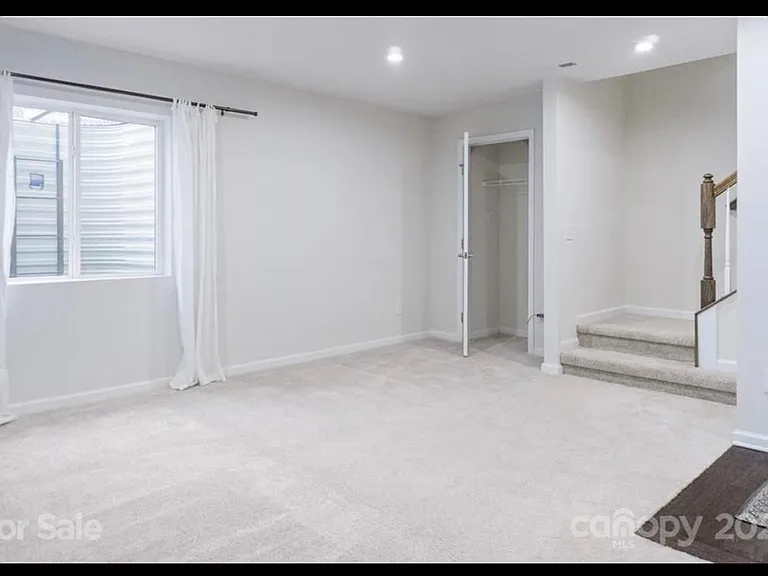 11737 Blessington Rd — Photo 23