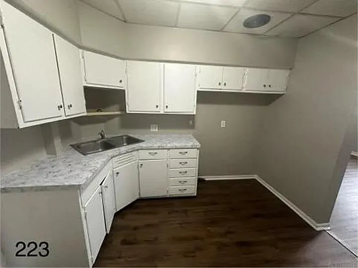 227 Allen Street, Unit 223 — Photo 3
