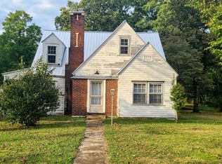 28019 State Route 108, Gruetli Laager, TN 37339