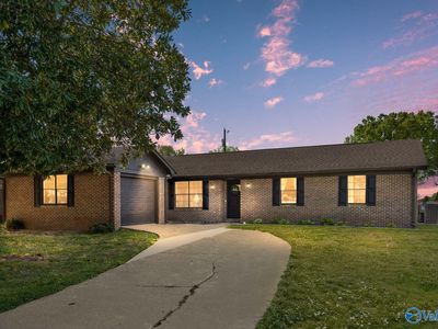 1609 Thomas Dr SW, Decatur, AL, 35601