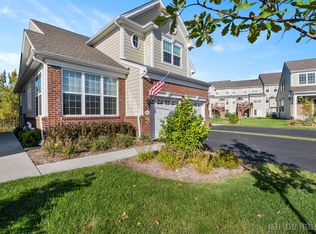 1205 Rockway Glen Ct, Elgin, IL 60124