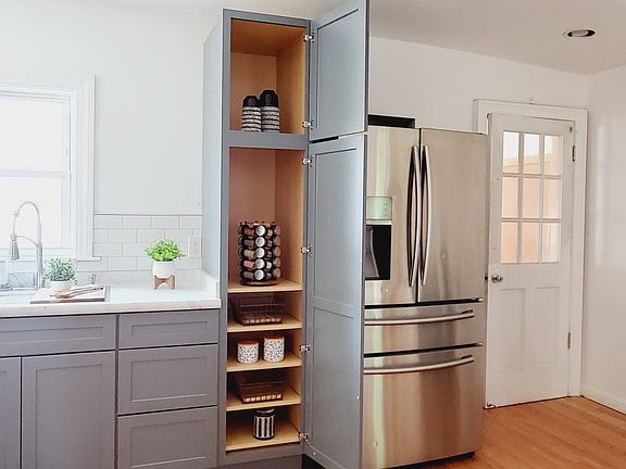 2nd image of 19 Court St #1