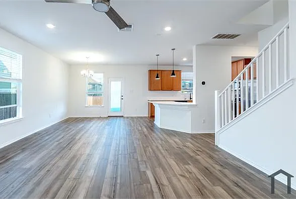 316 Bougainvillea Loop — Photo 5