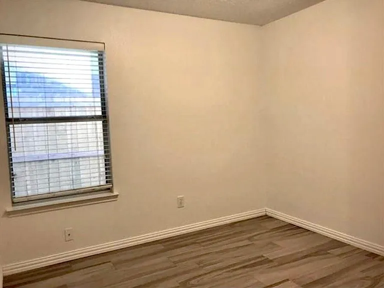 8705 Granite Path — Photo 9