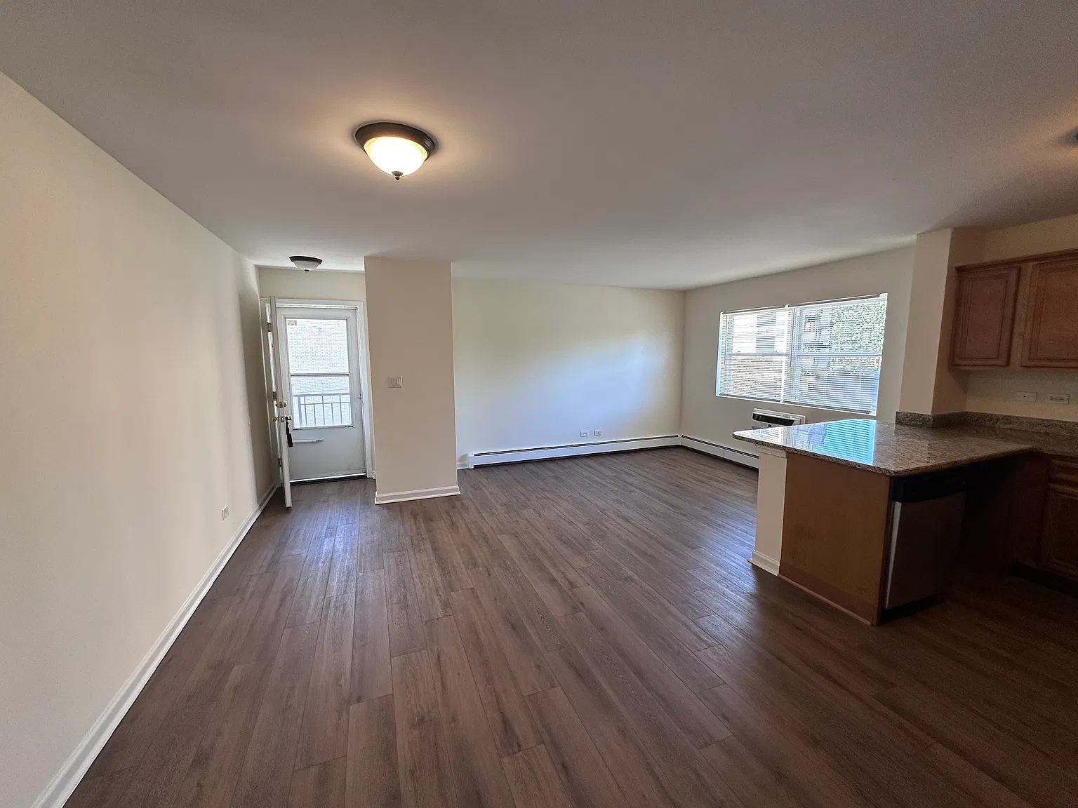 1 bed, 600 sqft, $1,400 — Photo 3