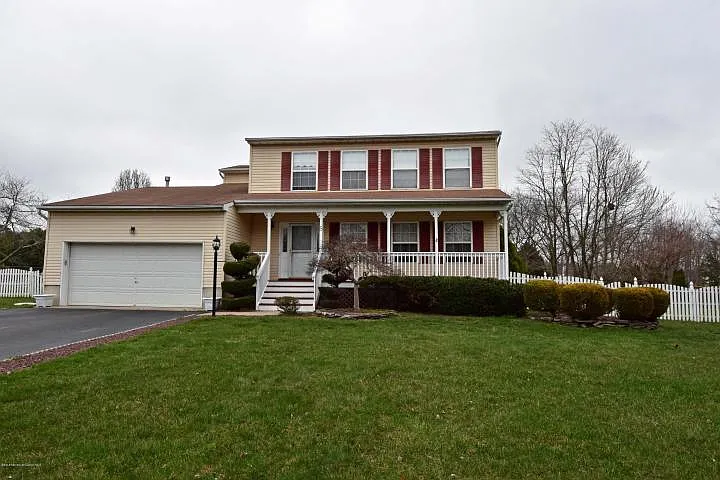 5 Mills Ln photo 1