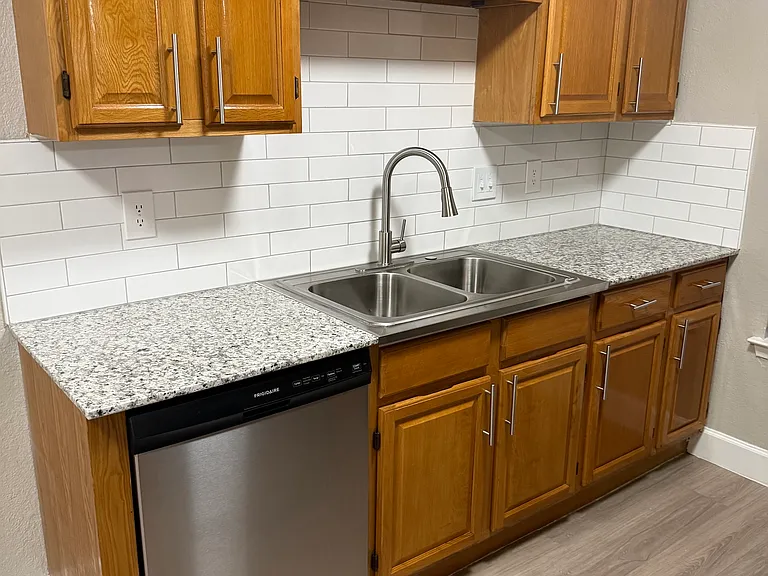 6004 Tracy Lynn Ln #A — Photo 5