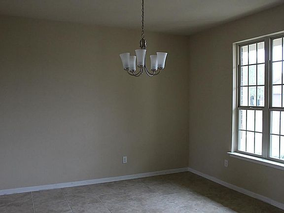 4th image of 1814 Oak View Ln