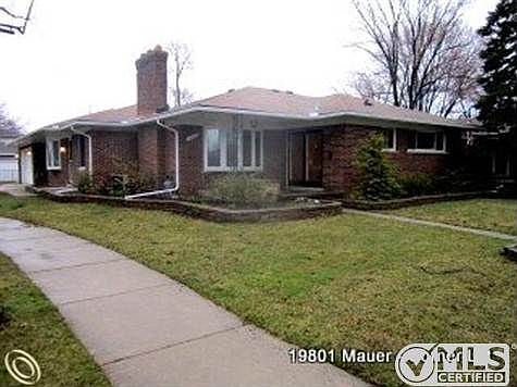 19801 Mauer Front View 1.jpg