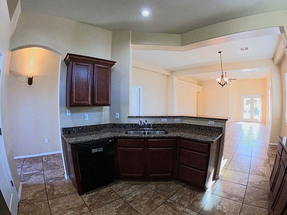5th image of 7518 Sierra Bella Pl