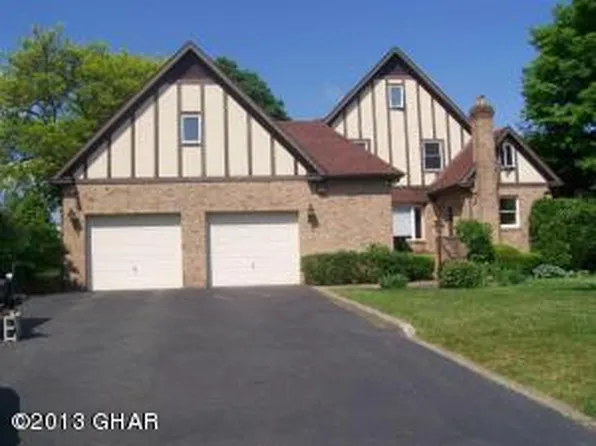 50 W 22nd St, Hazleton, PA 18202