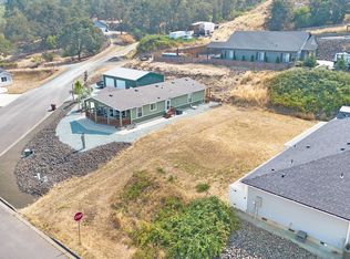 411 Clark St, Myrtle Creek, OR 97457