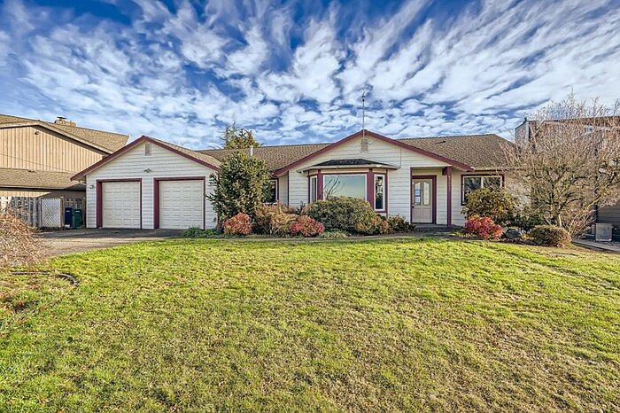 1st image of 47222 235th Ave SE