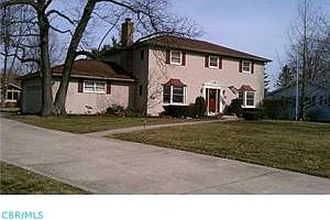 1st image of 204 Kensington Dr