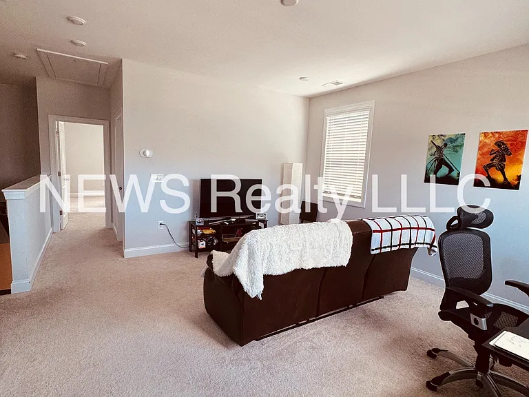5404 Wallace Martin Way — Photo 39