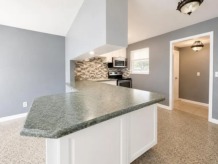 503 SE Flamingo Ave — Photo 5