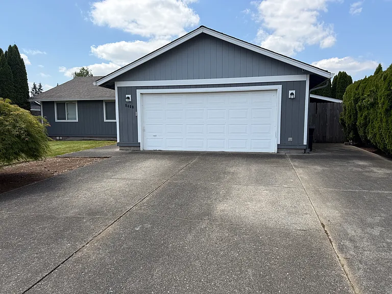 8400 NE 157th Ave — Photo 3