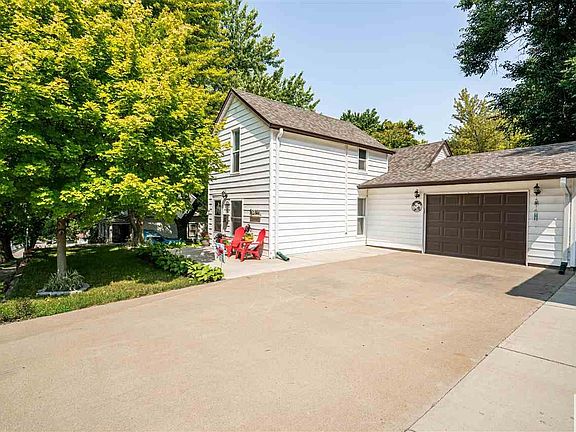 3rd image of 2705 7th St