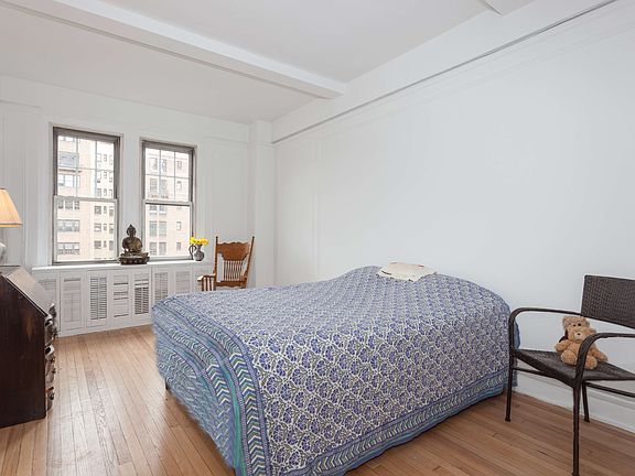 4th image of 30 5th Ave APT 11E